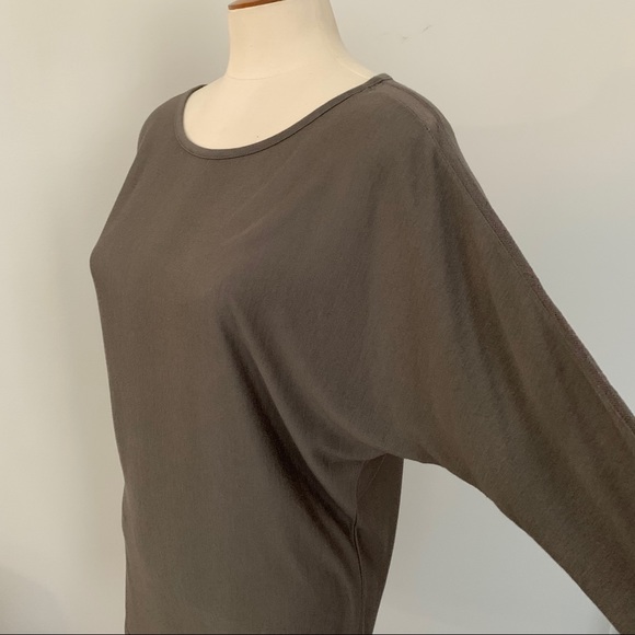 Vince Dolman Sleeve Top Gray Size XS - Picture 2 of 10
